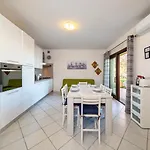 Comodo E Funzionale Vicino Al Mare Lejlighed